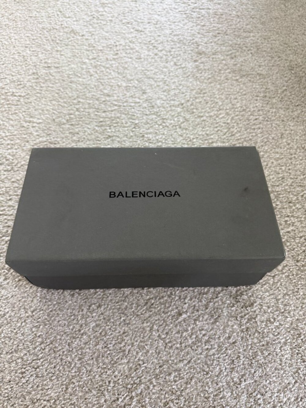 (Original $450) Balenciaga Pool Slide Sandal Euro Size 41 - Picture 6 of 6